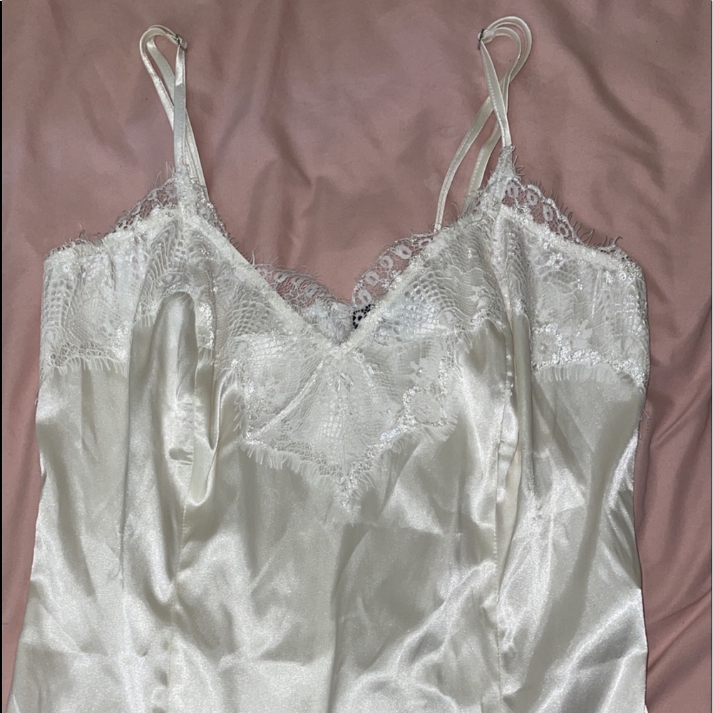 PRETTY LITTLE THING BODYSUIT